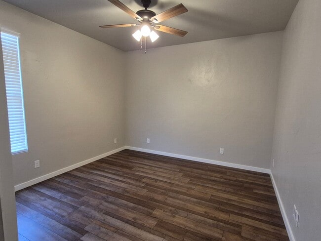 Building Photo - 1245 La Sienna