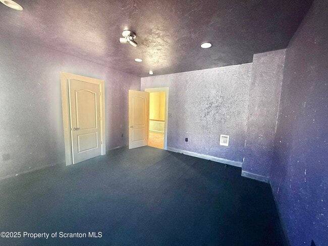 Building Photo - 124-126 10th Ave