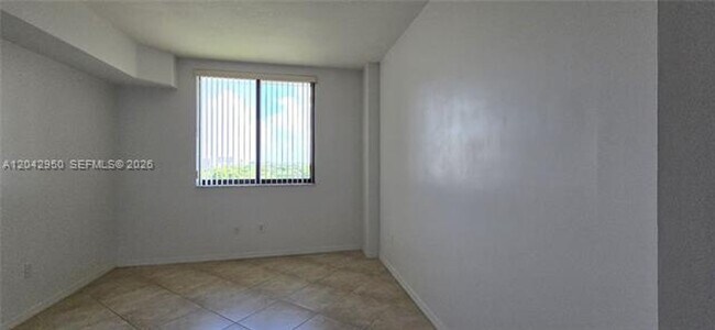 Building Photo - 3590 Coral Wy