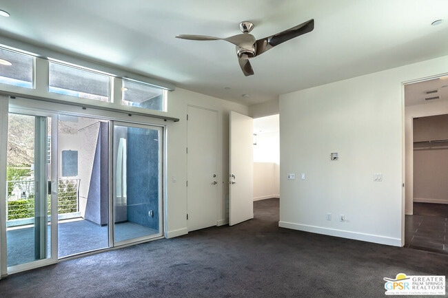 Building Photo - 392 Suave Ln