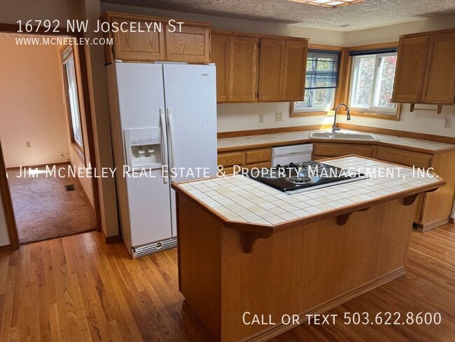 Building Photo - 16792 NW Joscelyn St