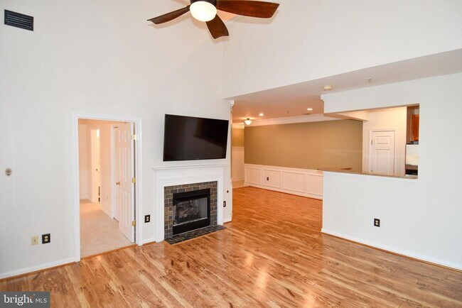 Building Photo - 11322 Westbrook Mill Ln