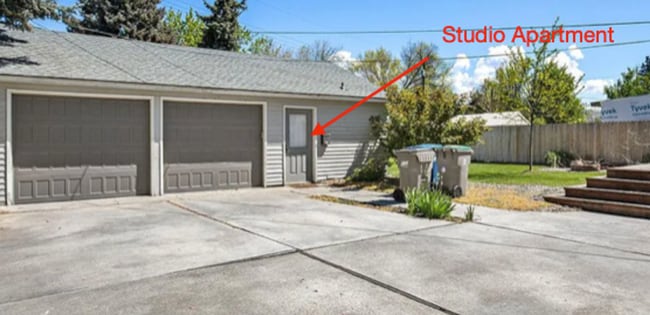 Building Photo - 3-Bed 2-Bath Home with Detached Studio Apartment!