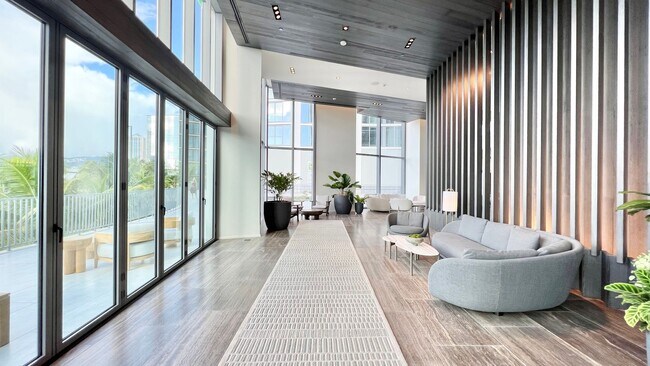 Building Photo - HIGH FLOOR 1BD UNIT AT THE LUXURIOUS KOULA...
