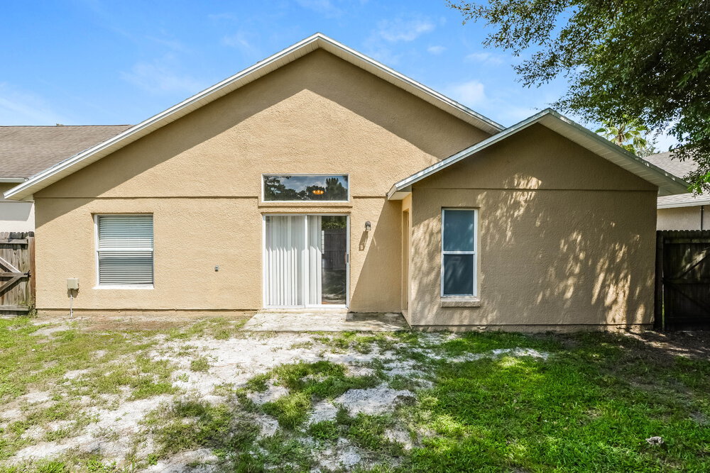 Building Photo - 4056 Forest Island Dr