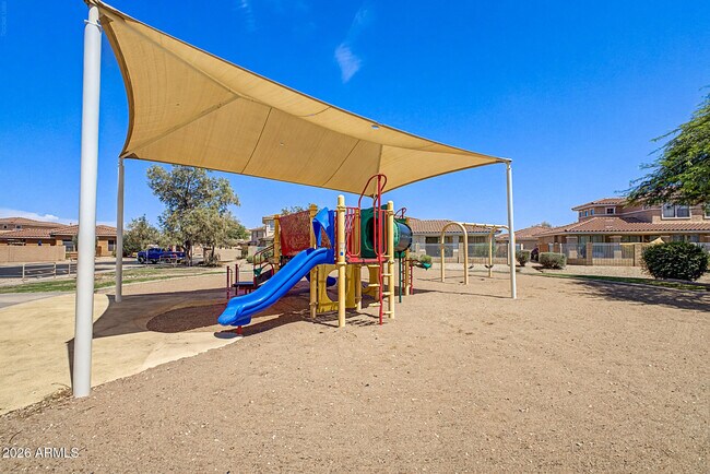 Building Photo - 2237 N 135th Dr