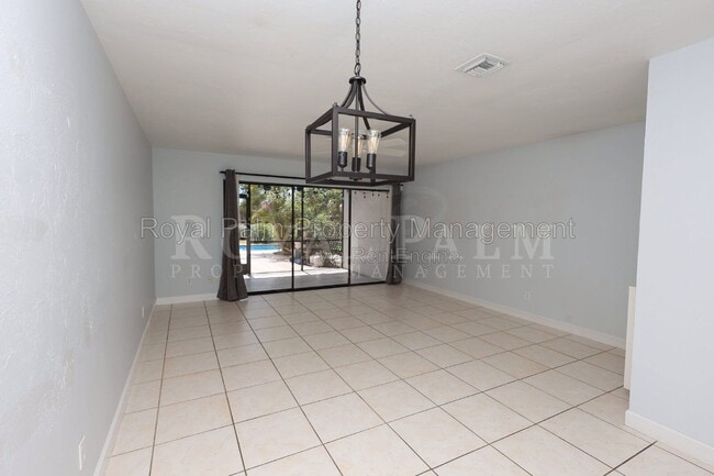 Building Photo - 26510 Southern Pines Dr