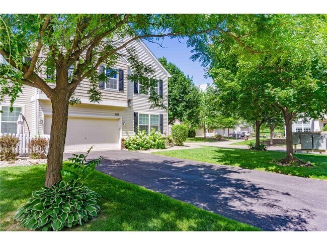 Building Photo - 875 Braunworth Ct