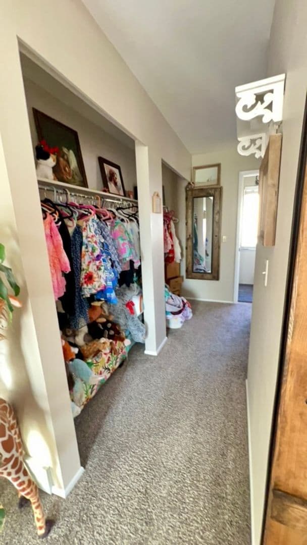 Building Photo - Lovely 3-Bedroom House with Shaded Yard