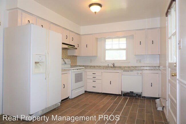 Building Photo - 4 br, 3 bath House - 2518 Linwood Lane