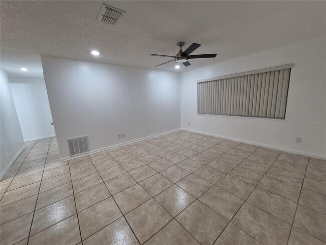 Building Photo - 2924 Ripplewood Dr