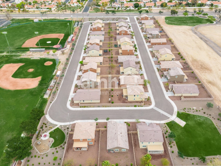 Building Photo - 5951 W Larkspur Dr
