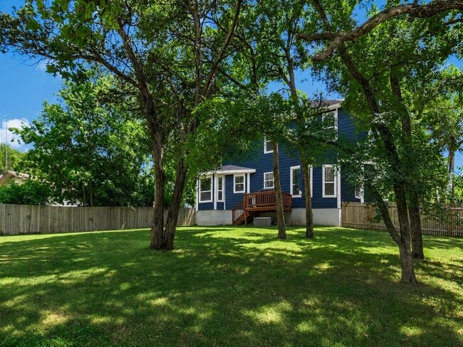 Building Photo - 6307 Betty Cook Dr