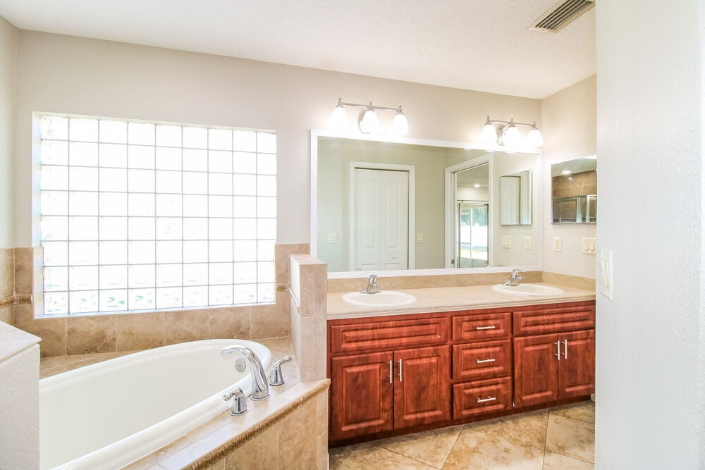 Building Photo - 8343 Natoma St