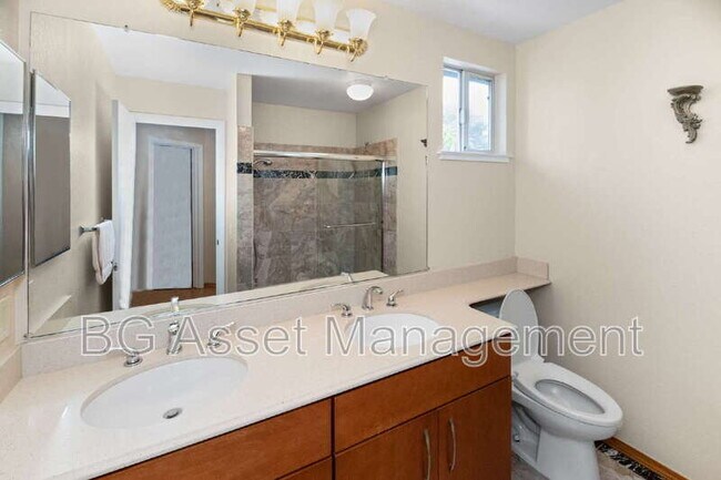 Building Photo - 176 Scotts Valley
