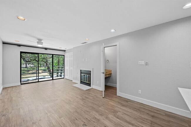 Building Photo - 2605 Enfield Rd