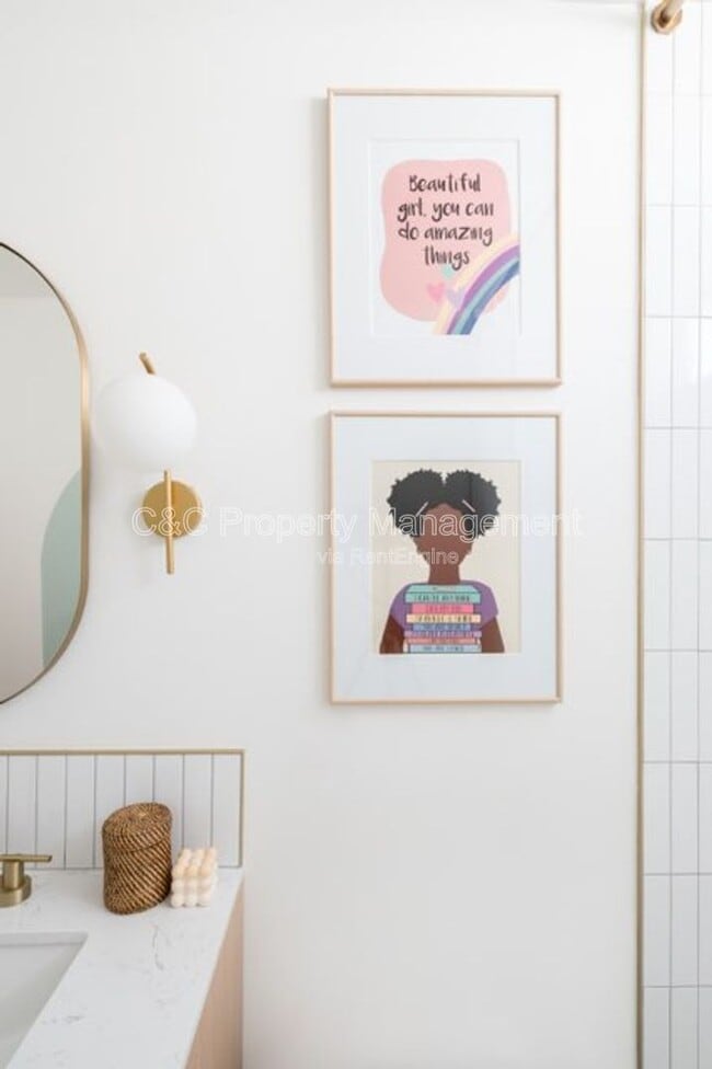 Building Photo - 5234 Chariton Ave