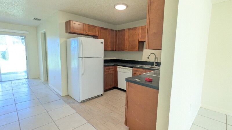 Building Photo - 4531 Ballentine Ct