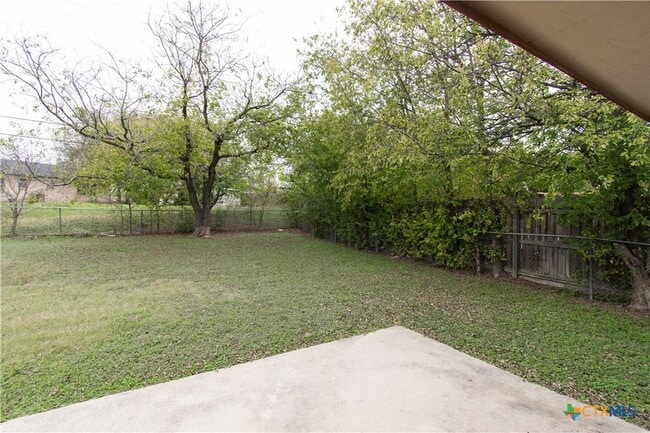 Building Photo - 2407 Lago Trail