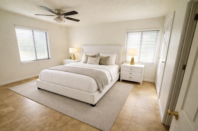 Building Photo - 1007 Green Pine Blvd