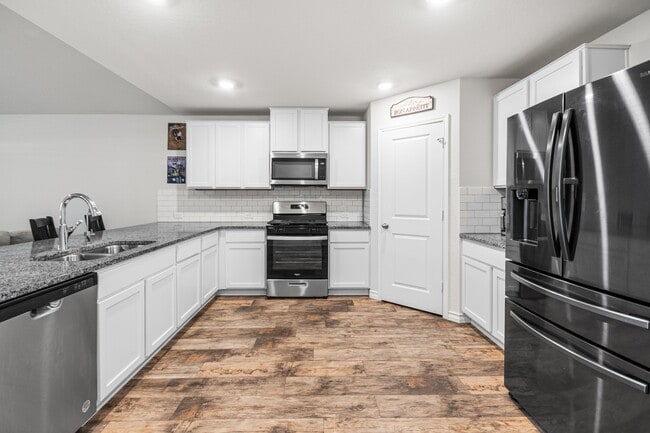 Building Photo - 274 Sparrowhawk