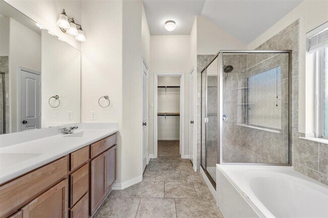 Building Photo - 1025 Arvada Dr