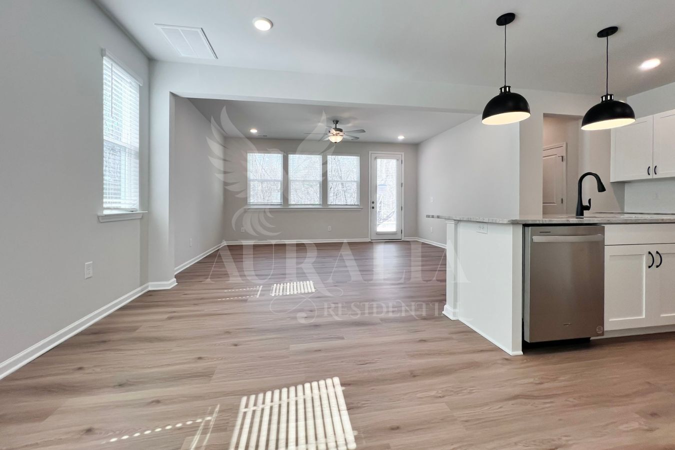 Building Photo - 183 Anise Ln