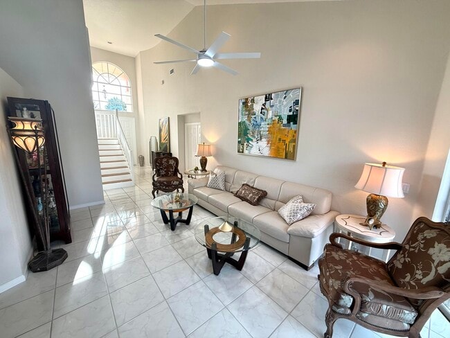 Building Photo - 9392 Cascade Ct