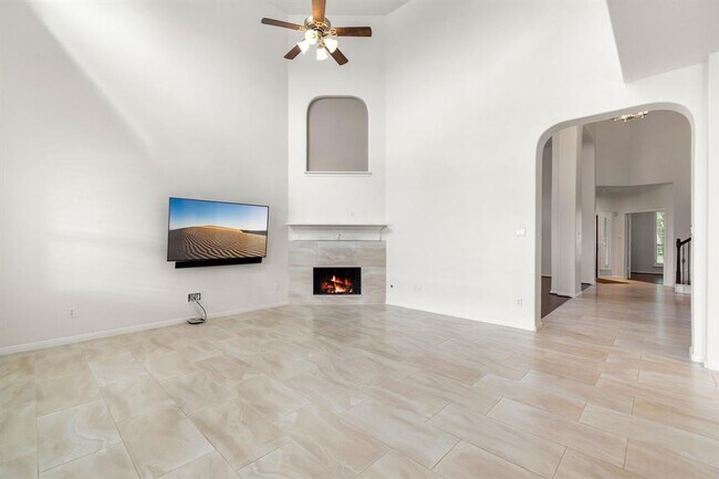 Building Photo - 2107 Pearl Bay Ct