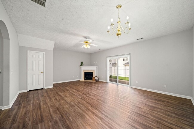 Building Photo - 3-bedroom, 2.5-bath end-unit townhome in the Garrison Square