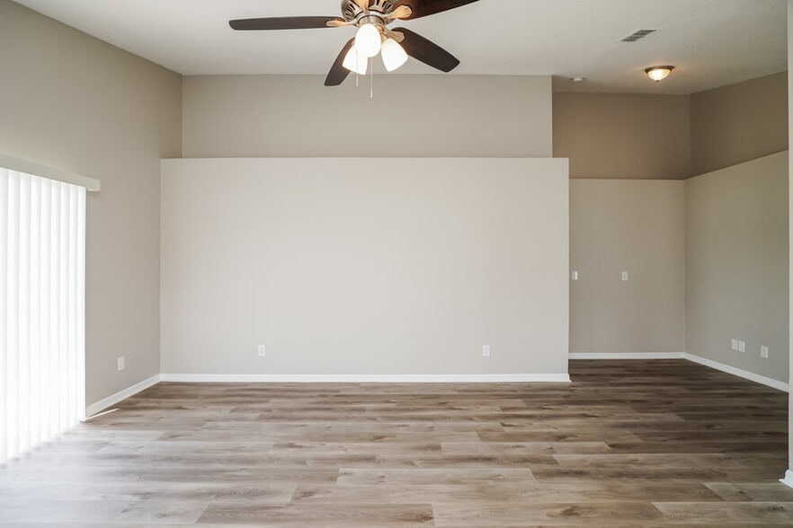 Building Photo - 3108 Linton Rd