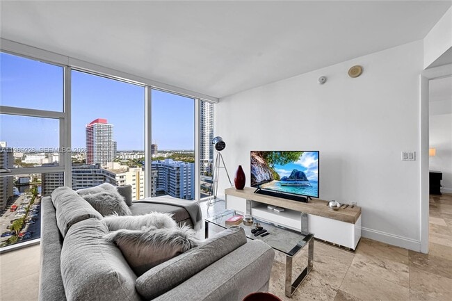 Building Photo - 1830 S Ocean Dr