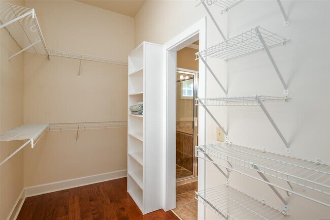 Building Photo - 2230 Wyndgate Dr