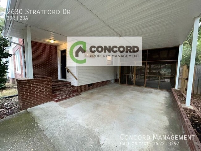 Building Photo - 2630 Stratford Dr