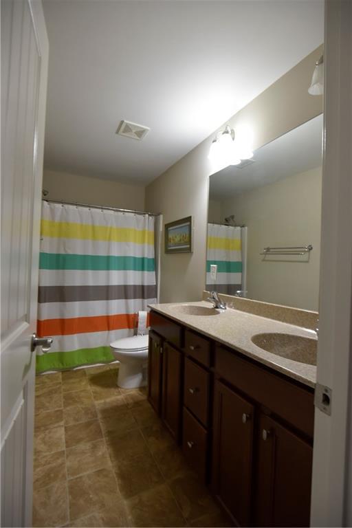 Building Photo - 1805 Kingsbridge Ct