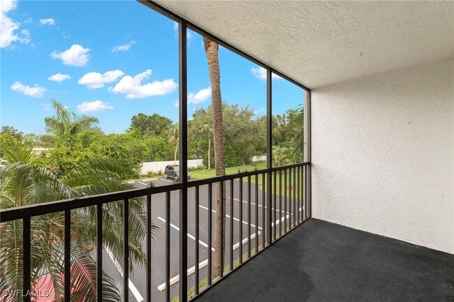 Building Photo - 9970 Sailview Ct