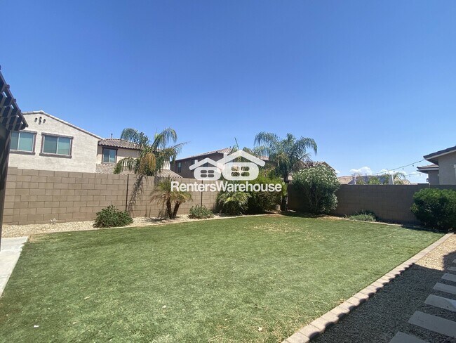 Building Photo - 22868 E Desert Hills Dr