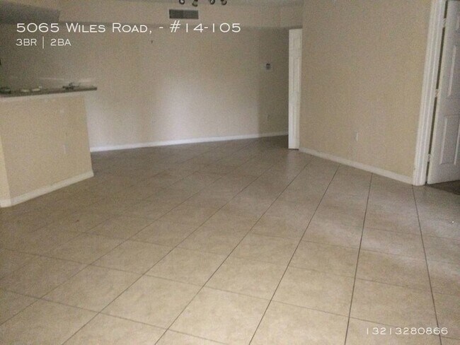 Building Photo - Large 3/2 condo at Evergreen Lakes