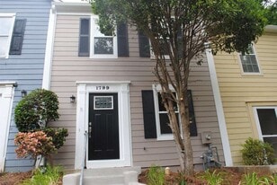 Building Photo - 1799 Timber Valley Way SE