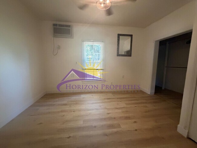 Building Photo - Bright 2 Bed 2 Bath 1,251 Sqft. Fair Oaks Home