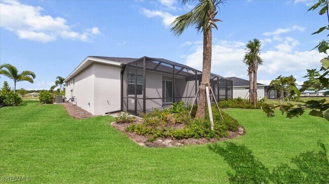 Building Photo - 14730 White Pearl Rd