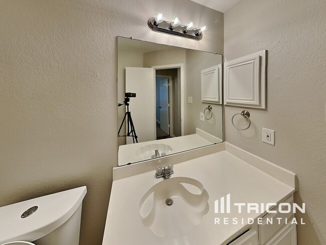 Building Photo - 1114 Alicia Ln