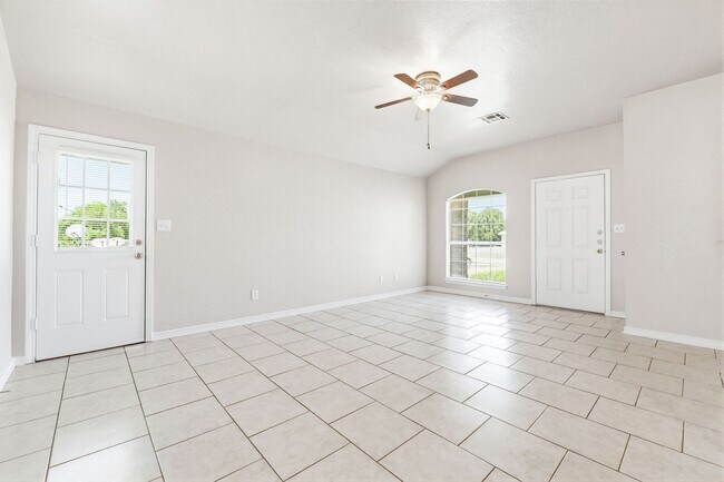 Building Photo - 3605 Westwood Dr