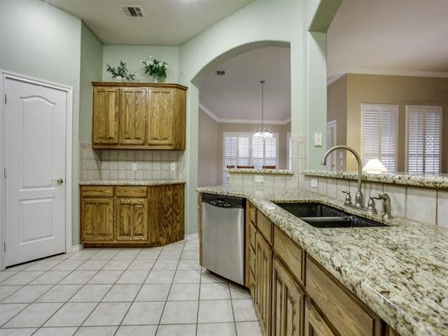 Kitchen - 5637 Bandit Dr