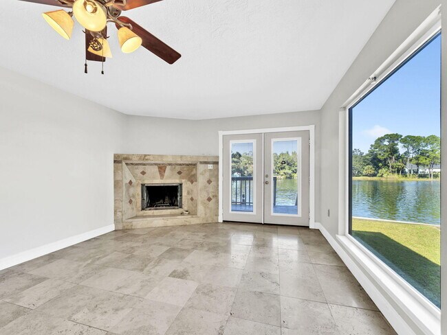 Building Photo - 258 Kidd St