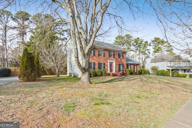 Building Photo - 4365 Burnleigh Chase NE