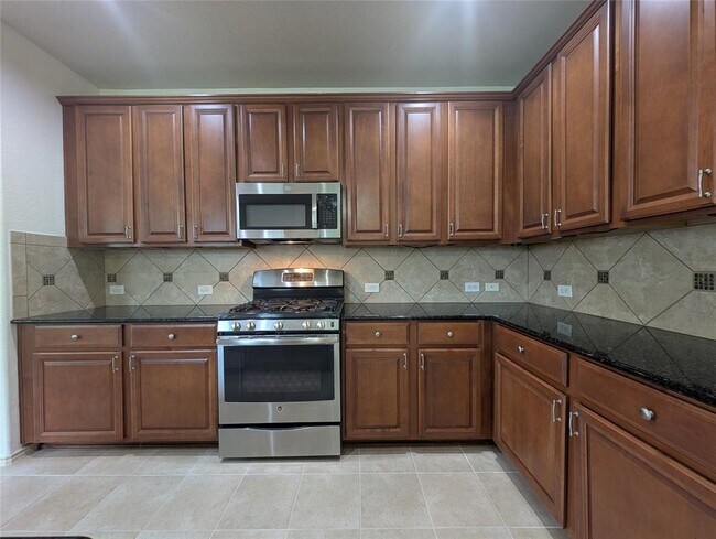 Building Photo - 1602 Westmeadow Trail