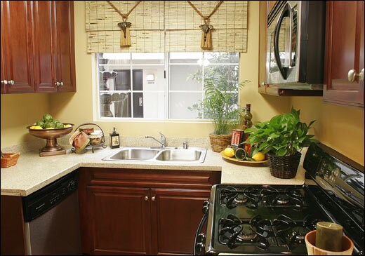 Building Photo - 5540 Owensmouth Ave