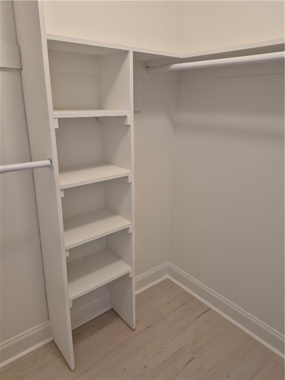 Building Photo - 62 Rumson Ct