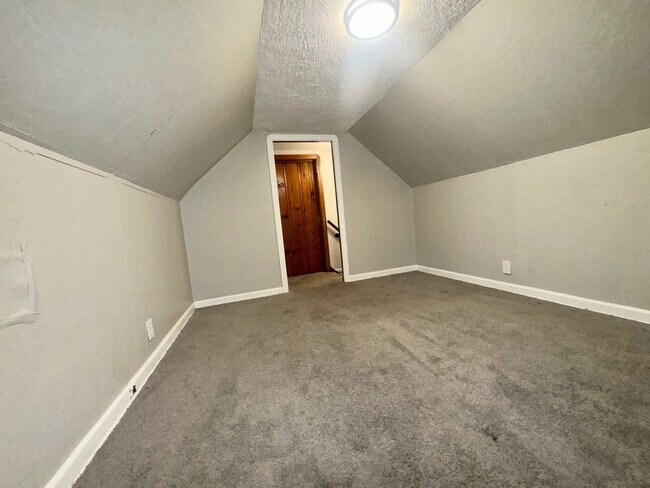 Building Photo - 12918 Ferris Ave